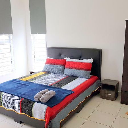סמנייך Hz Homestay @Ascotte Boulevard מראה חיצוני תמונה